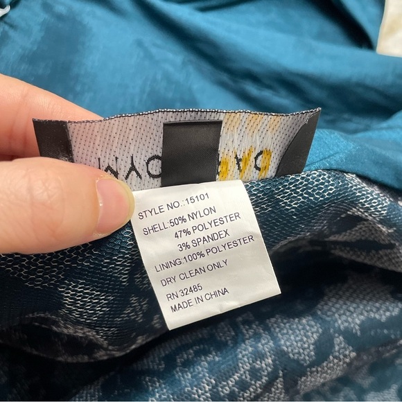 MYCRA PAC Rain Coat Short Length Peacock Teal Color Lace Lining - Picture 12 of 15